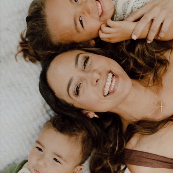 Meet your Posher, Katherine - Picture 1 of 1